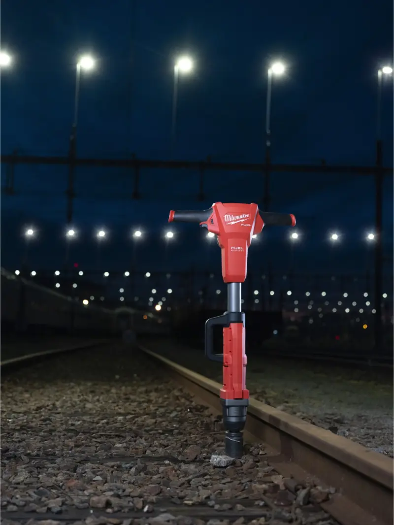 Aku železniční rázový utahovák 1″ Milwaukee M18 FHIWF1R-122C s pojistným kroužkem, 2x aku M18 FB12 + M12-18 FC, (MI4933499201)